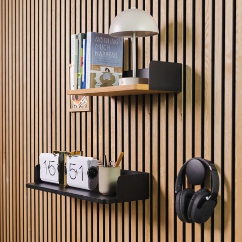 WoodUpp® CREATE | Półka na książki – Dąb czarny (55,9 x 20 cm)